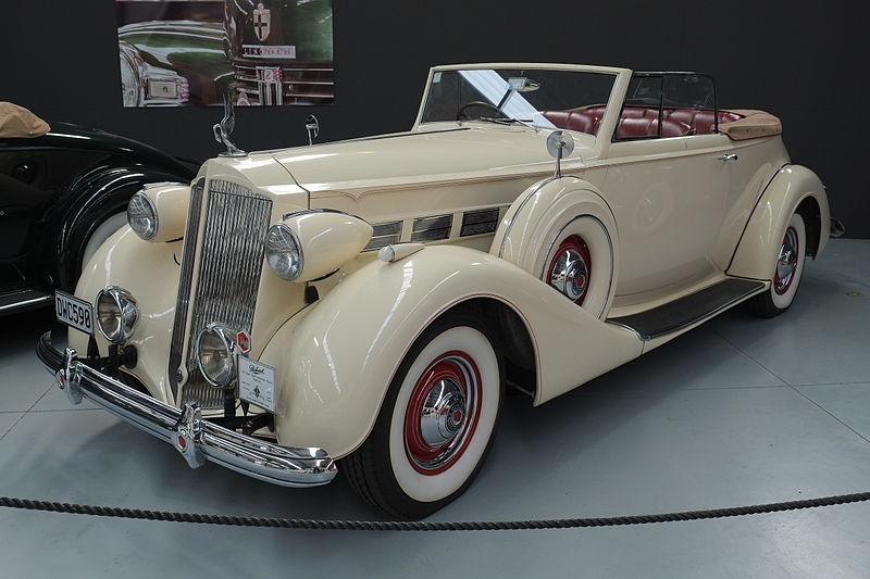 File:1937 Packard Super Eight Convertible Victoria Model 1501 (Warbirds & Wheels museum).jpg