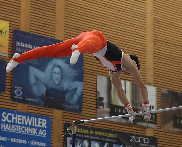 File:2019-04-13 Rheintalcup P6 Junior Switzerland competition horizontal bar (Martin Rulsch) 229.jpg