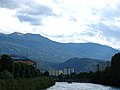 Deutsch: Der Inn, Innsbruck, Österreich English: Inn River, Innsbruck, Austria Camera location 47° 16′ 06.9″ N, 11° 23′ 27.6″ E  View all coordinates using: OpenStreetMap