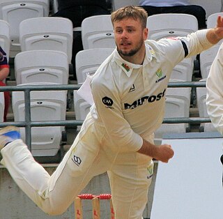 <span class="mw-page-title-main">Mason Crane</span> English cricketer