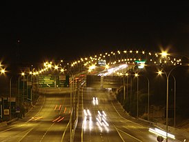 Ночной вид автострады A1 в Лимасоле
