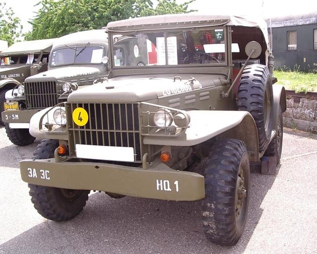 The Dodge WC series was built in some 50 variants. Shown here is a command / radio car with an ambulance behind it.