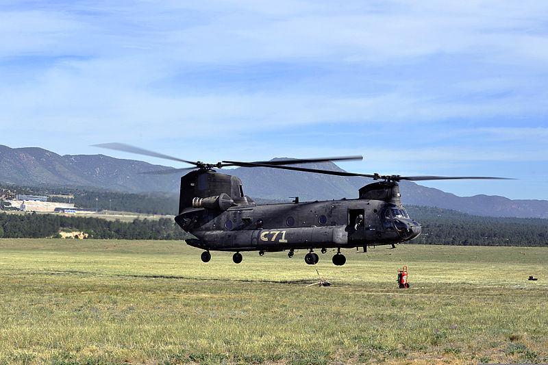 File:A U.S. Army CH-47 Chinook helicopter with the 4th Combat Aviation Brigade touches down for refueling during efforts to fight a wildfire in Colorado Springs, Colo., June 12, 2013 130612-F-JM997-664.jpg