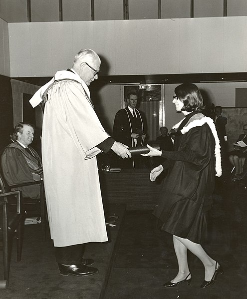 File:A graduate at the University of Stirling.jpg