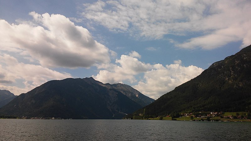 File:Achensee - Panorama.jpg