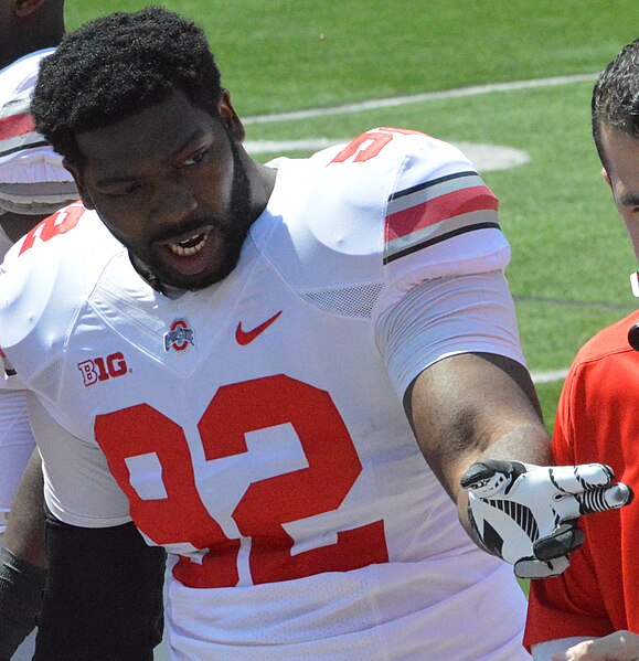 File:Adolphus Washington and Luke Fickell in 2014 spring game (cropped).jpg