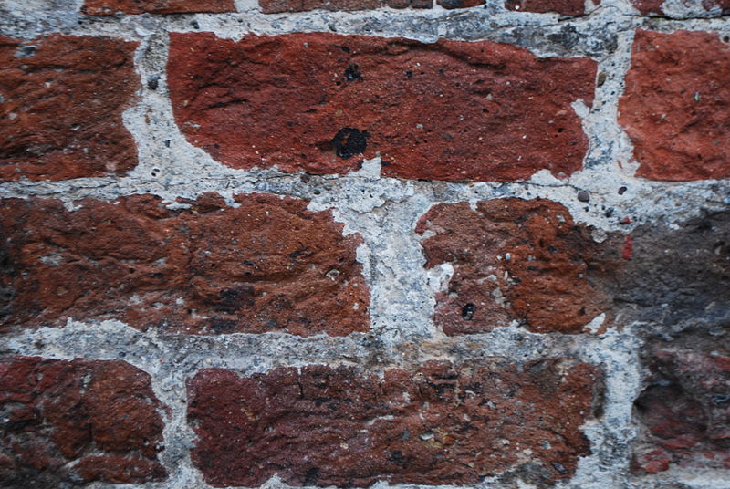 File:Albert Dock Brick 3.jpg