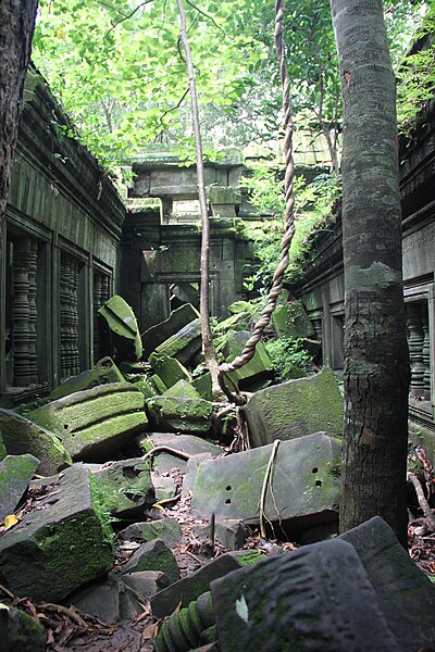 File:Ancient Khmer Temple of Beng Mealea - e.jpg