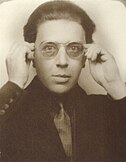 André Breton, le pape du surréalisme, en 1924.