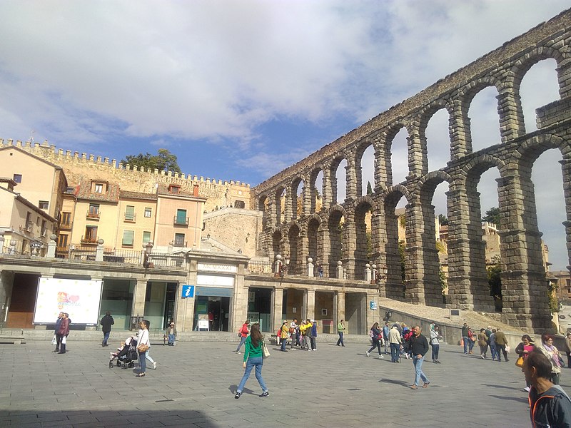 File:Aqueduct of Segovia 2018.jpg