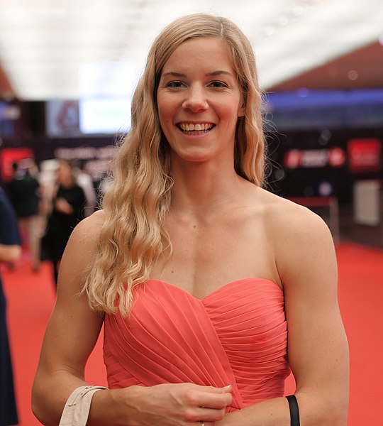 File:Austrian Sportspeople of the Year 2014 red carpet 22 Beate Schrott.jpg