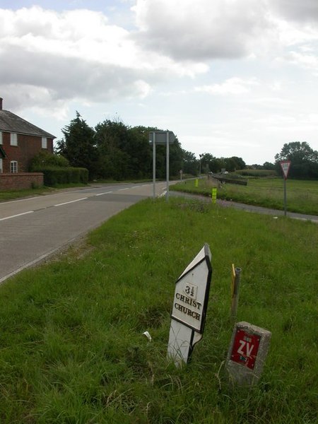 File:Avon, milepost - geograph.org.uk - 1424994.jpg