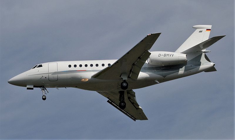 File:BMW D-BMVV Dassault Falcon2000 Coventry(5) (25553498062).jpg