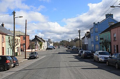 How to get to Ballyporeen with public transit - About the place