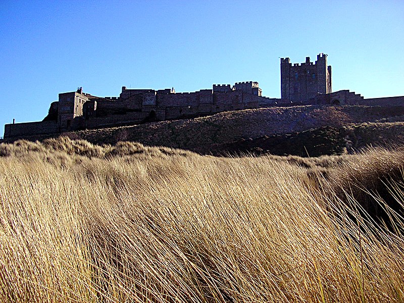 File:Bamburgh Castle 4.jpg