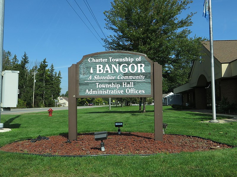 File:Bangor Township, Bay City, Michigan.jpg