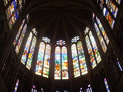Basilica di aziz Denis vetrata 05.JPG