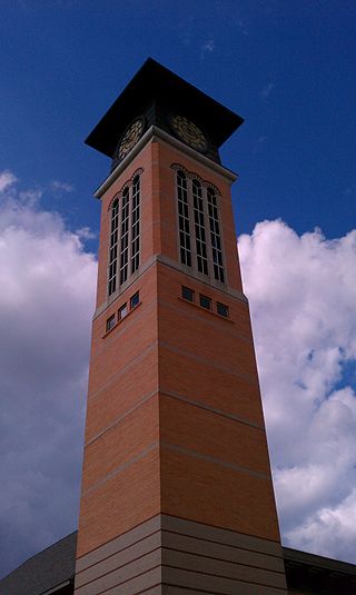 <span class="mw-page-title-main">Beckering Family Carillon Tower</span> Bell instrument in Grand Rapids, Michigan, US