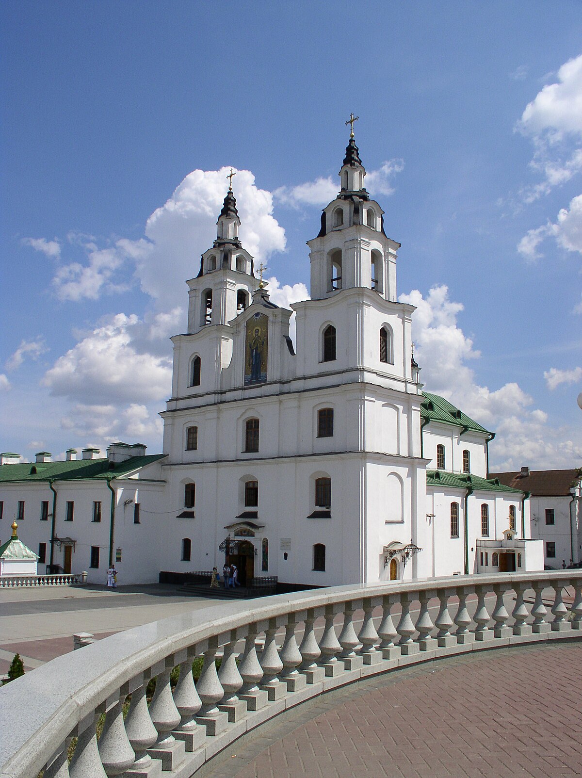 Файл:Belarus-Minsk-Cathedral of Holy Spirit-8.jpg — Википедия