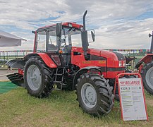 Tractor "Bielorrusia-1221.3"