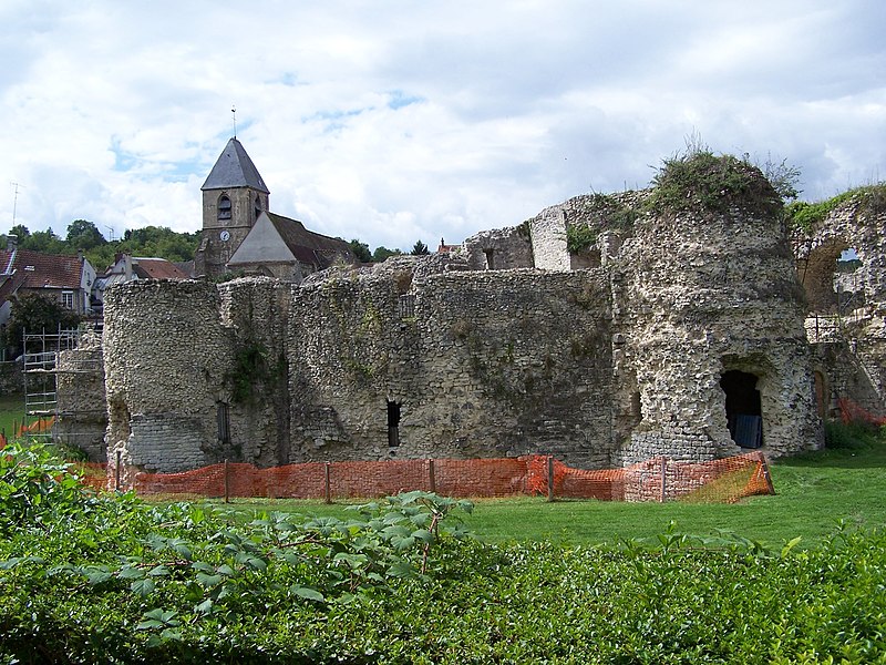 File:Beynes 78 Château1.JPG