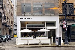 Blackbird restaurant, West Loop (46963741565).jpg