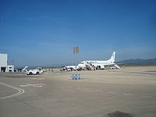 Blue Air YR-BAP. Aeropuerto de Castellón-Costa Azahar (España)