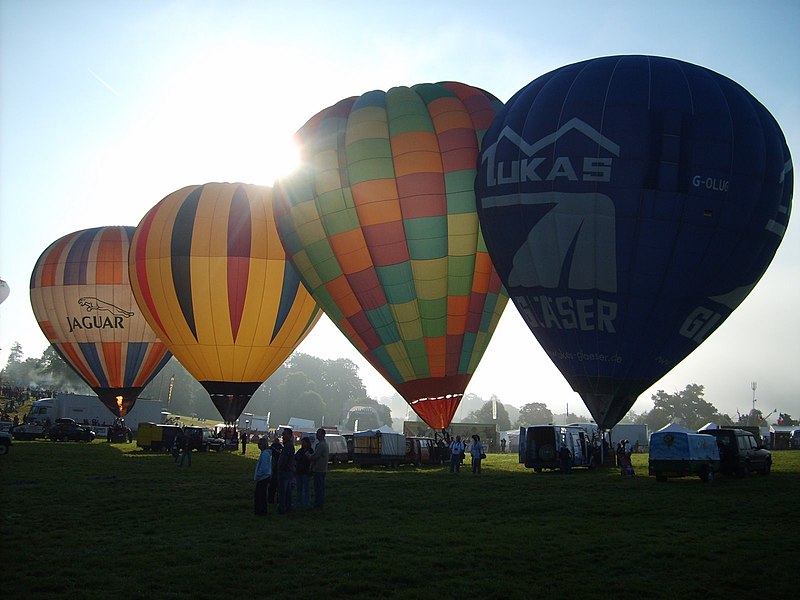 File:Bristol Balloon Fiesta BCFC.jpg