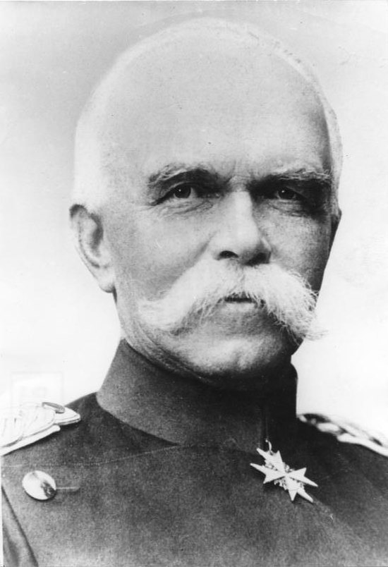 Leo von Caprivi, the Chef der Admiralität (Chief of the Admiralty) during the 1880s