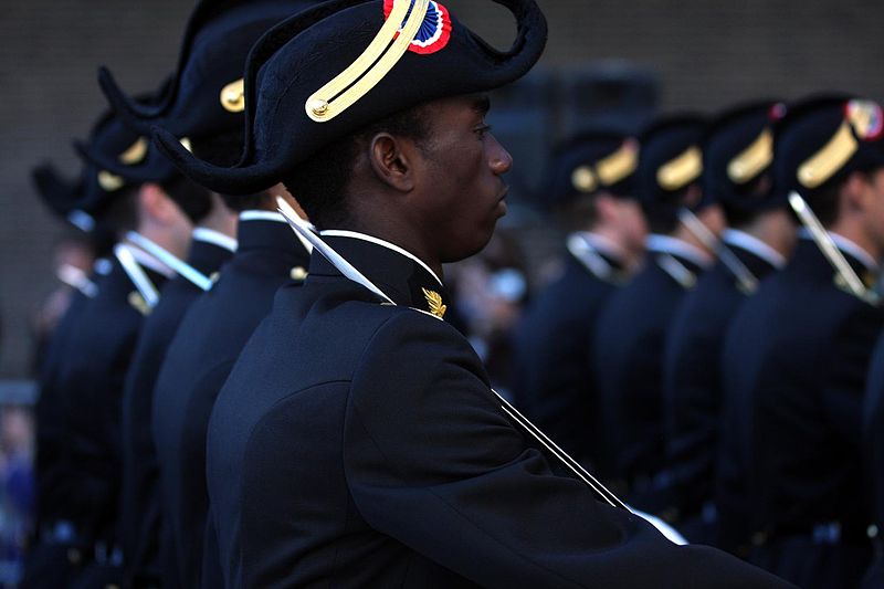 File:Cérémonie militaire 15 octobre 2011.jpg