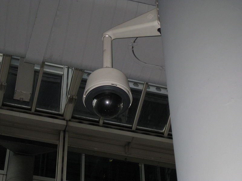 File:CCTV in London 48.jpg