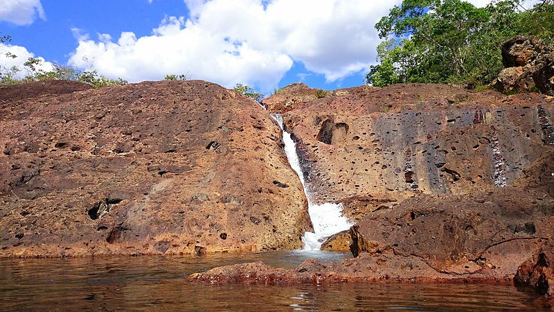 File:Cachoeira dos porcos, parte média C.jpg