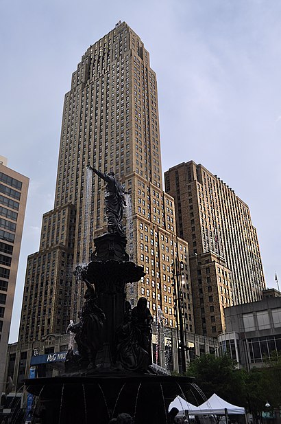 Cómo llegar a Hilton Cincinnati Netherland Plaza en transporte público - Sobre el lugar