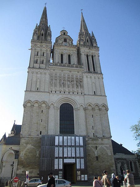 File:Cathédrale Saint-Maurice d'Angers.jpg