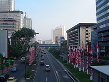 The collector lanes are used as motorcycle lanes like this one in Central Jakarta. Central Jakarta.JPG