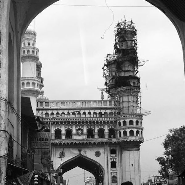 File:Charminar.ae.jpg