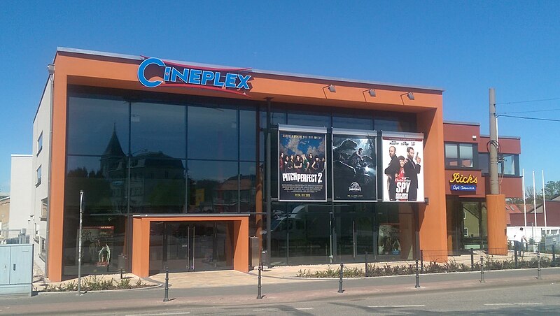 File:Cineplex-Kino Gotha 01.jpg