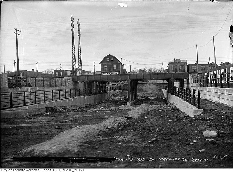 File:Dovercourt looking north to Geary, 1915.jpg