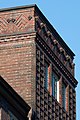 Deutsch: Fassadendetail des Gebäudes der Justizbehörde, Drehbahn 36, in Hamburg-Neustadt. This is a photograph of an architectural monument. It is on the list of cultural monuments of Hamburg, no. 13847