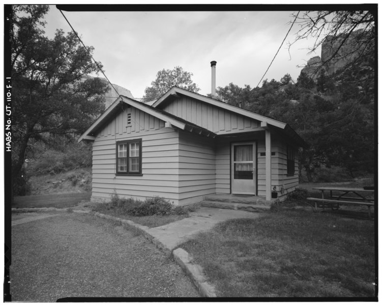 File:EAST FRONT AND NORTH SIDE; VIEW TO WEST - Oak Creek Historic Complex, Ranger's House, Springdale, Washington County, UT HABS UTAH,27-SPDA.V,4F-1.tif