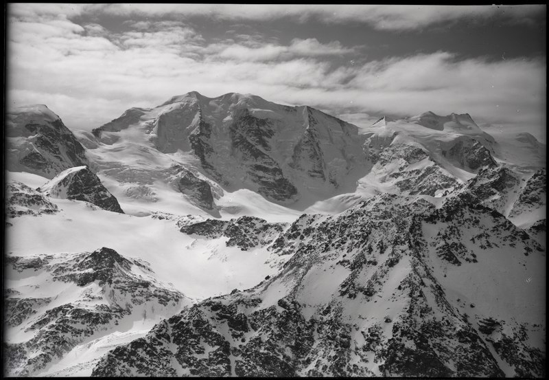 File:ETH-BIB-Diavolezza, Blick nach Süden Piz Palü-LBS H1-011544.tif