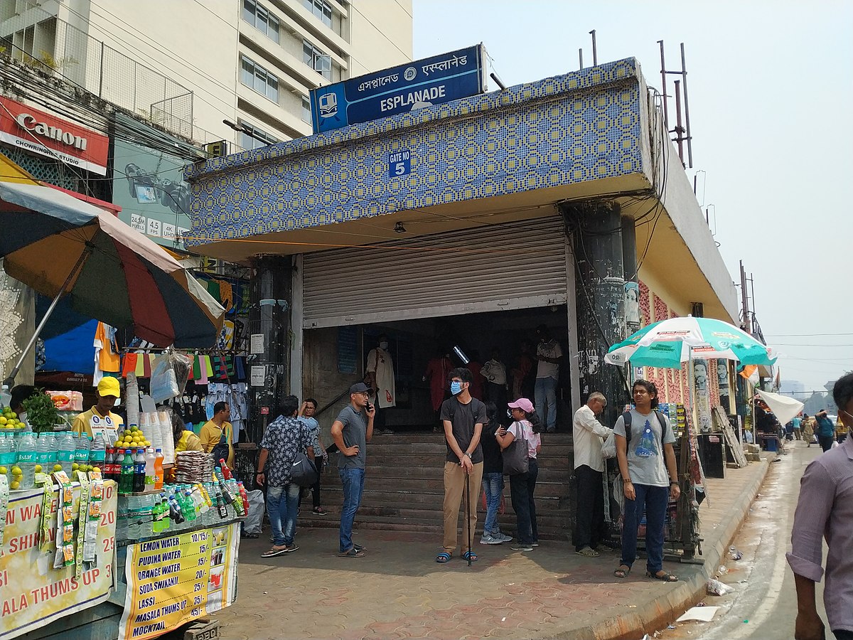 Subway, Lake Market Area, Kolkata