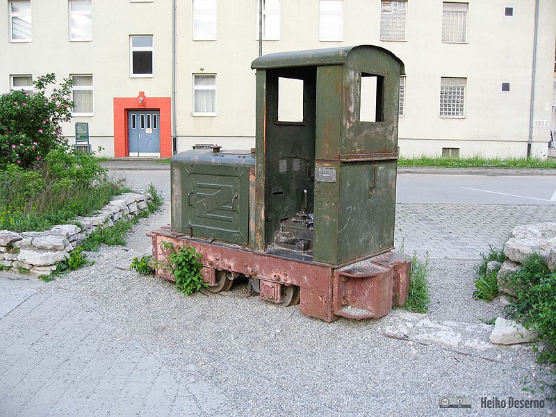 File:Feldbahnlok in Schwabach (12834795184).jpg