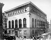 First National Bank Building as originally constructed c. 1909