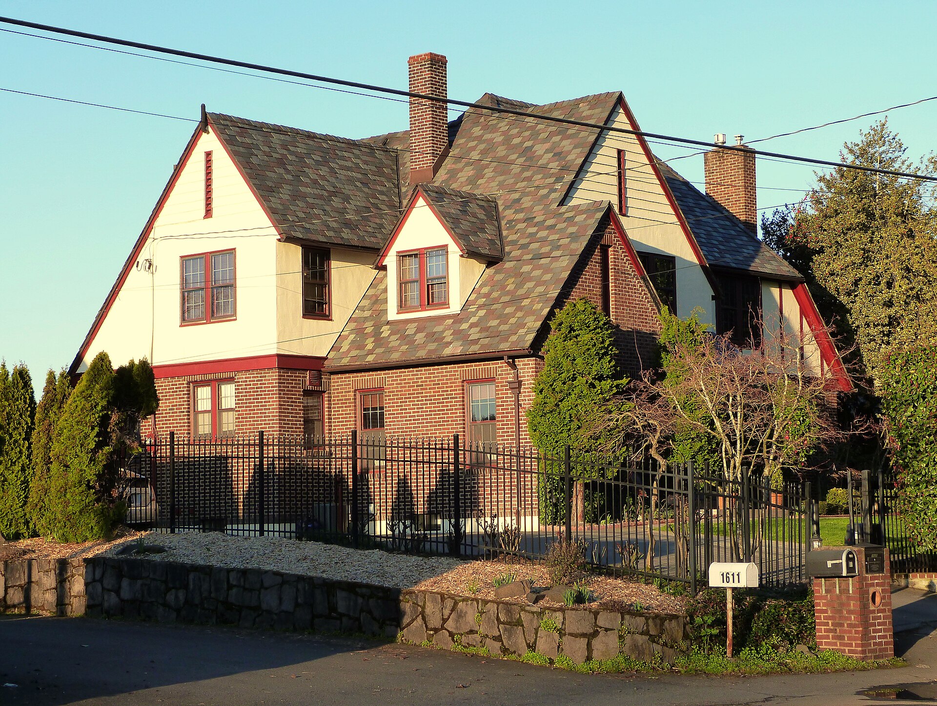 Raymond and Catherine Fisher House