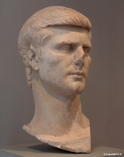 Gaius Asinius Pollio patron of eclogues