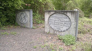 Gedenktafel luitpoldbrücke oberhausen-nahe südufer-nahe.jpg