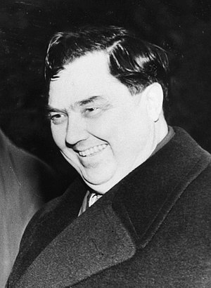 Gueorgui Malenkov: Biografía, Primer ministro, Caída