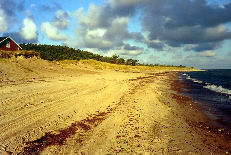 File:GotskaSandon NorthEastCoast.jpg