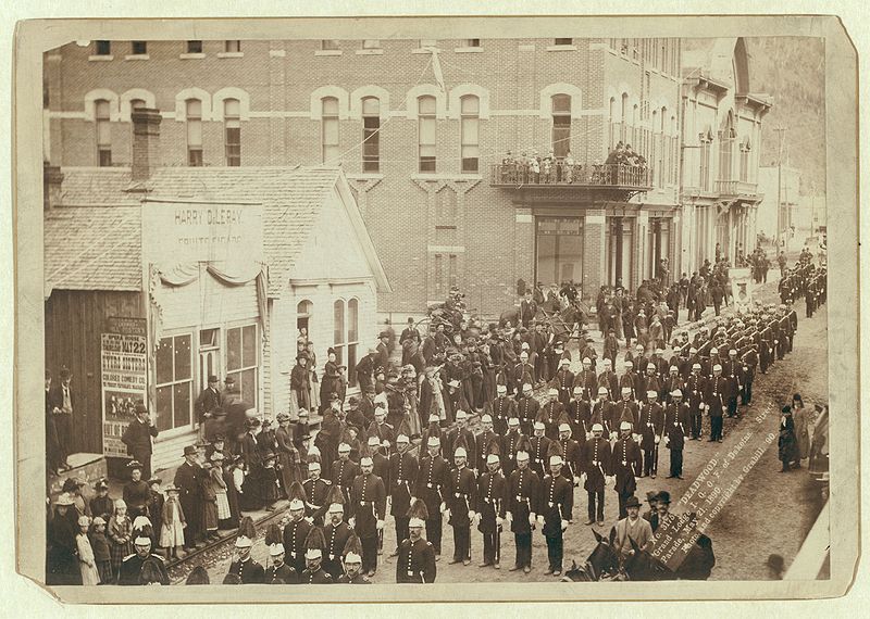 File:Grabill - Grand Lodge IOOF of Dakotas, Street Parade, May 21, 1890.jpg